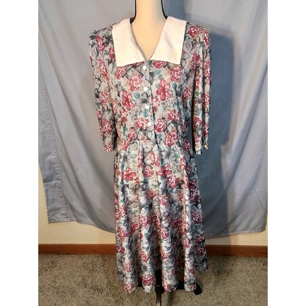 Whirlaway Frocks.  Floral print